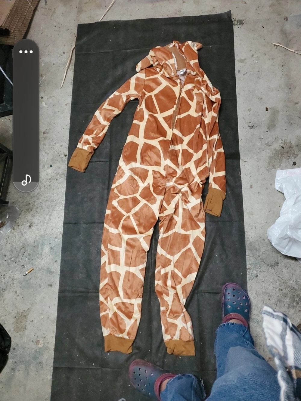 Spirit Giraffe-Print Hooded Women's Footie in Brown and Cream